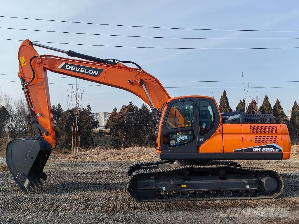 Doosan DX225 履帶式 挖土機/掘鑿機/挖掘機