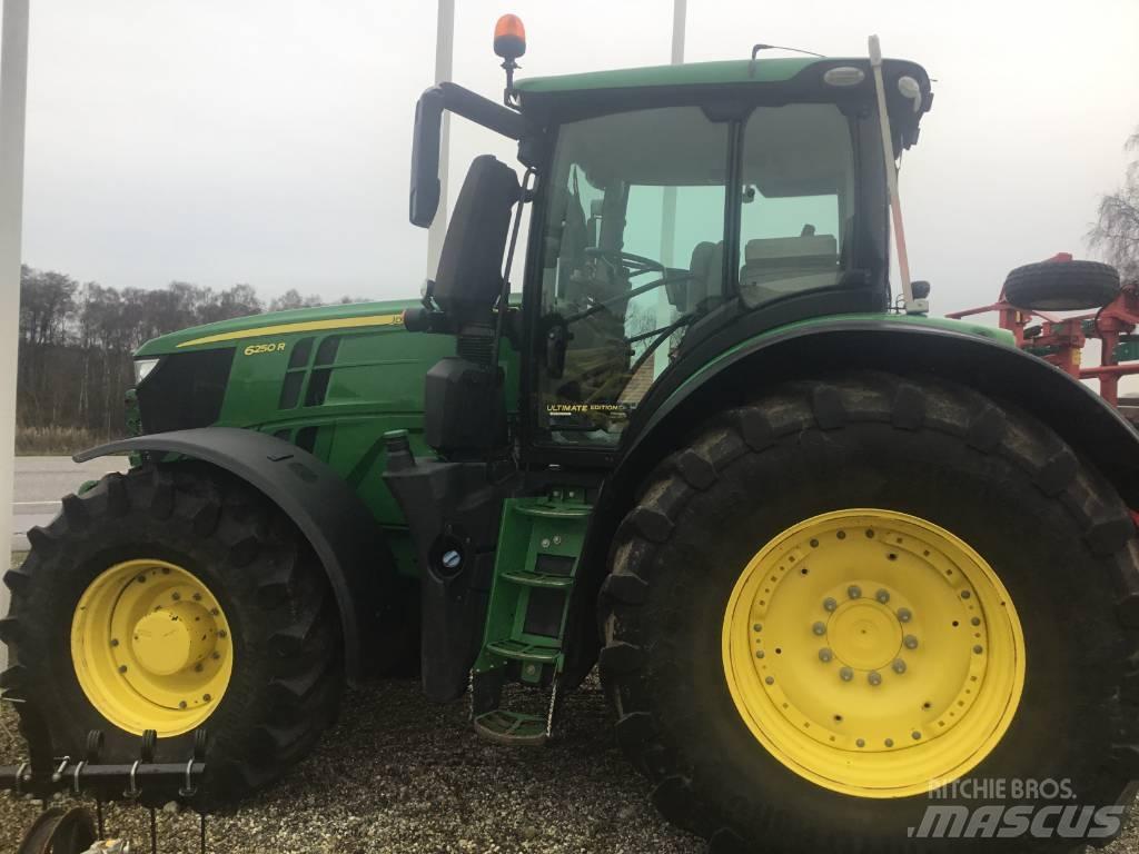 John Deere 6250R 曳引機