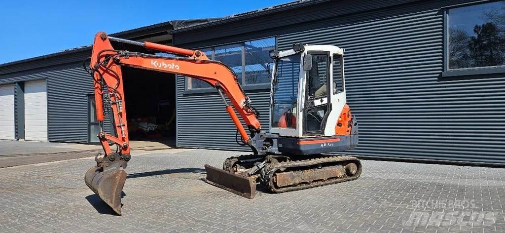Kubota KX 101 - 3 小型挖土機/掘鑿機<7t(小型挖掘機)