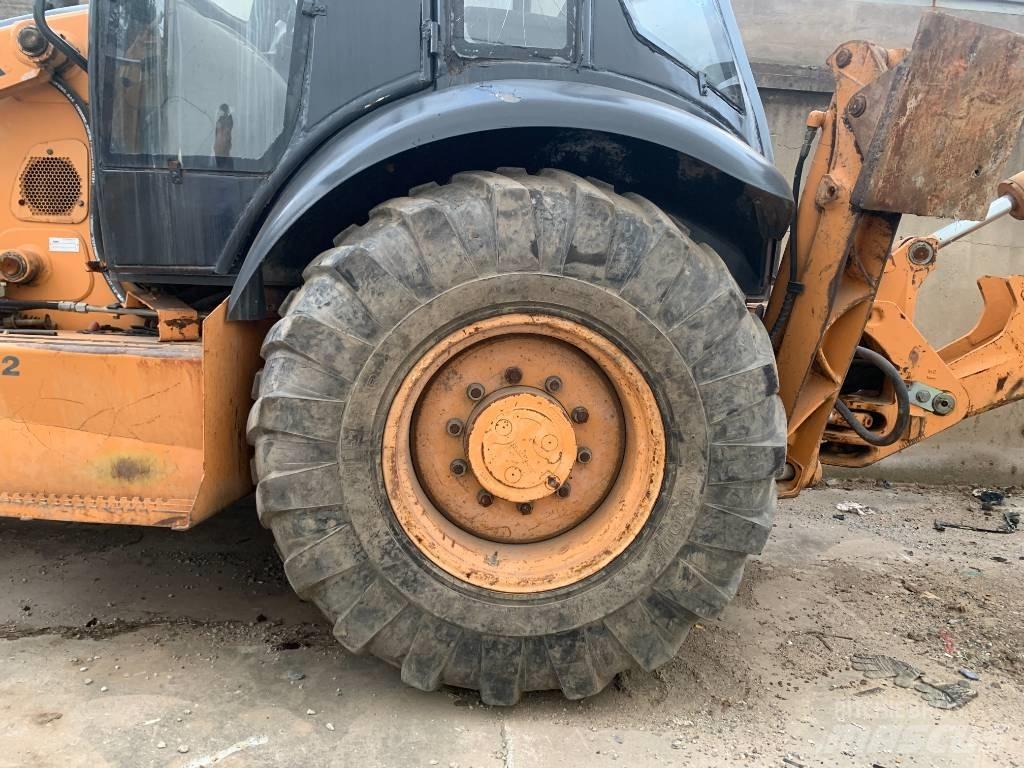 CASE 580 M 輪胎式裝載機