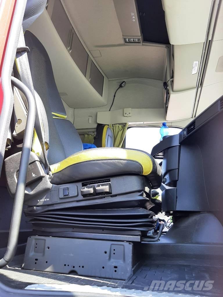 Volvo FH 16 木材貨車