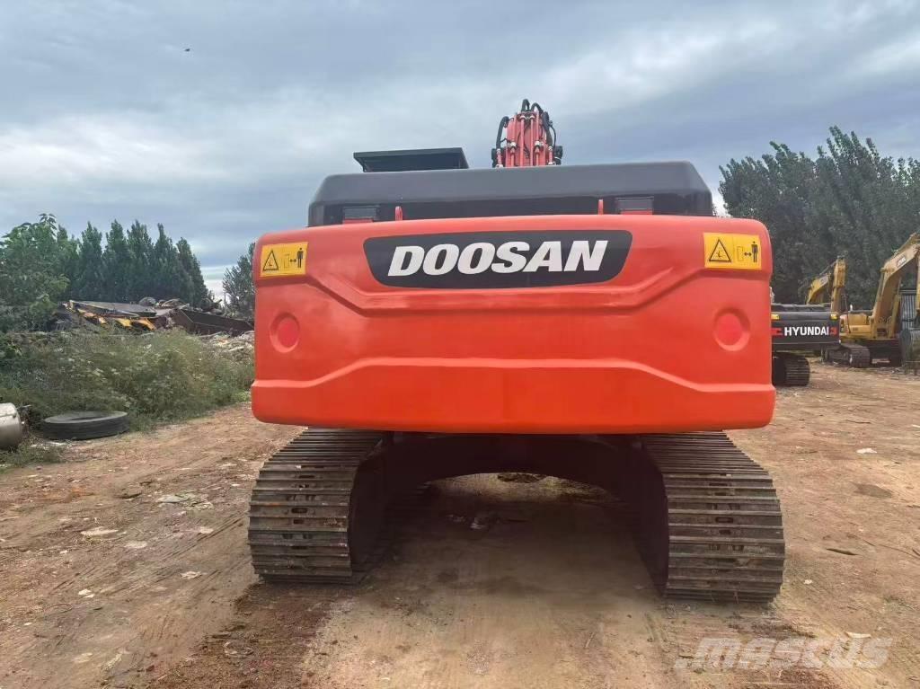 Doosan DX 225 履帶式 挖土機/掘鑿機/挖掘機