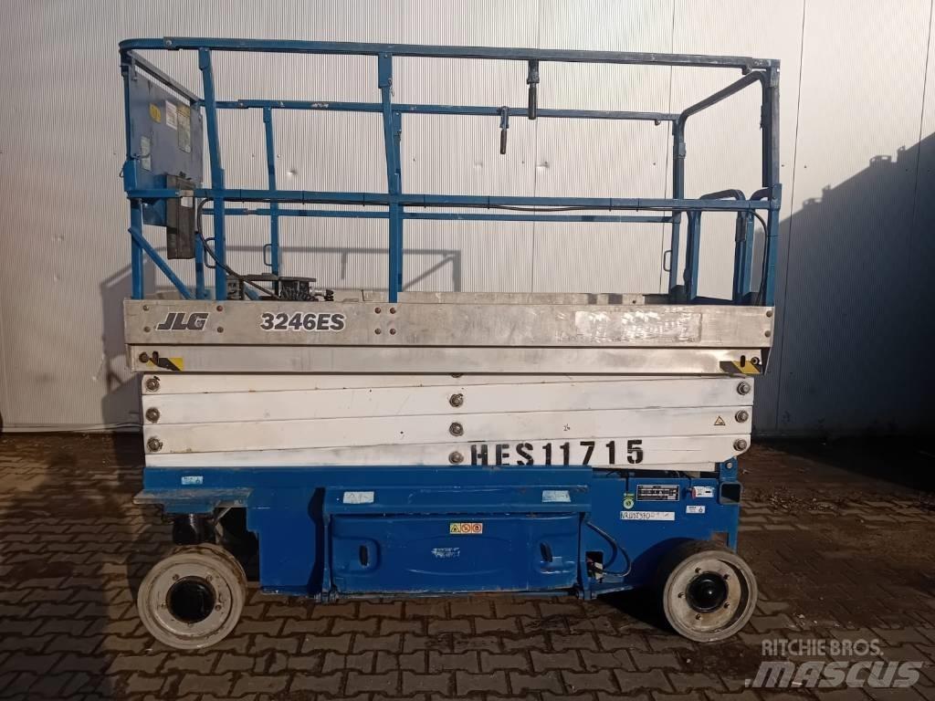 JLG 3246 ES 剪式升降機