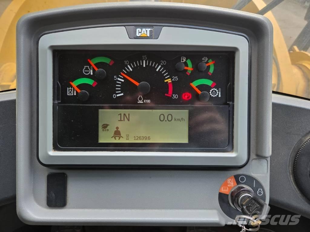 CAT 962 M 輪胎式裝載機