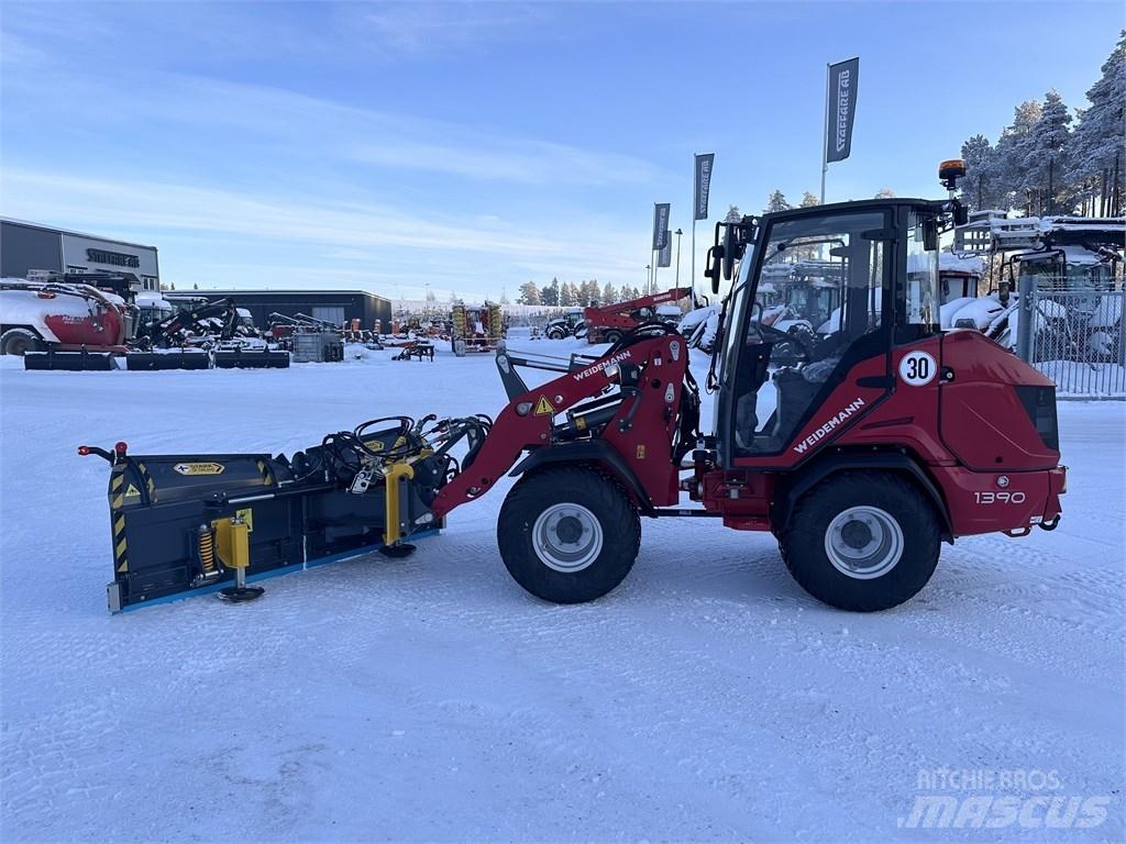 Weidemann 1390 滑移轉向裝載機