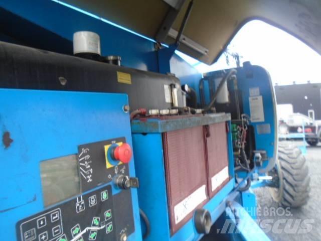 Genie Z 135/70 曲臂高空作業車