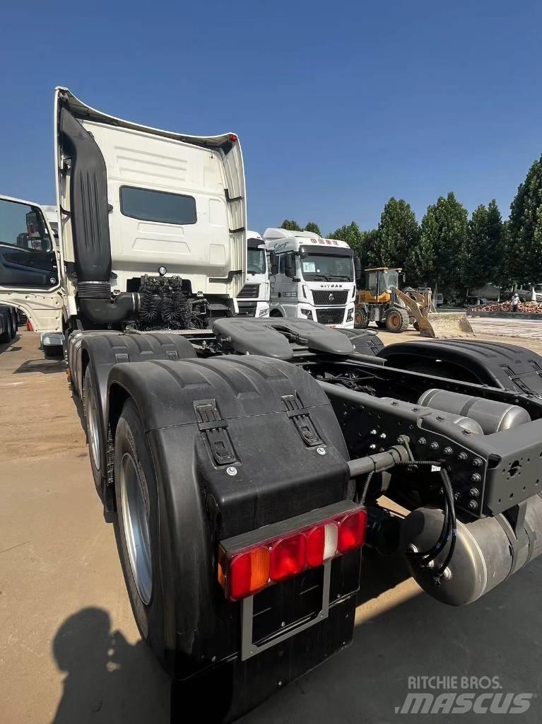Sinotruk T7H 曳引機組件