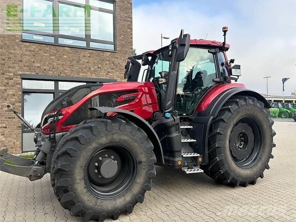 Valtra q265 曳引機