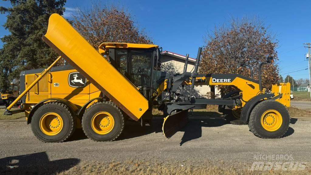 John Deere 872 G 平土機
