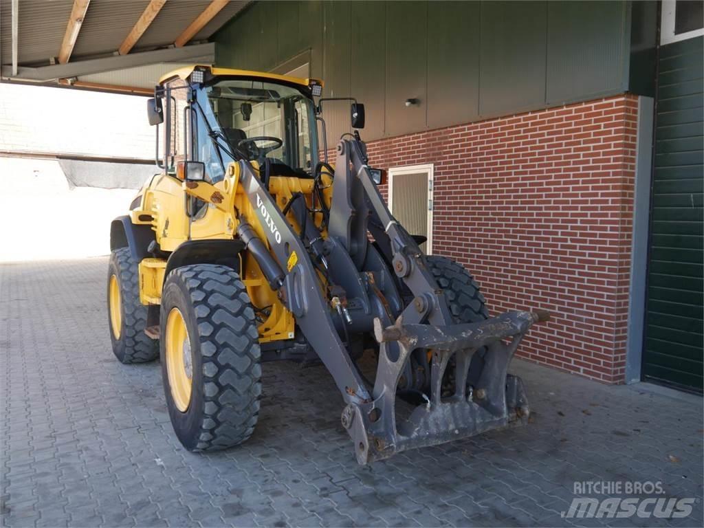 Volvo L45f 輪胎式裝載機