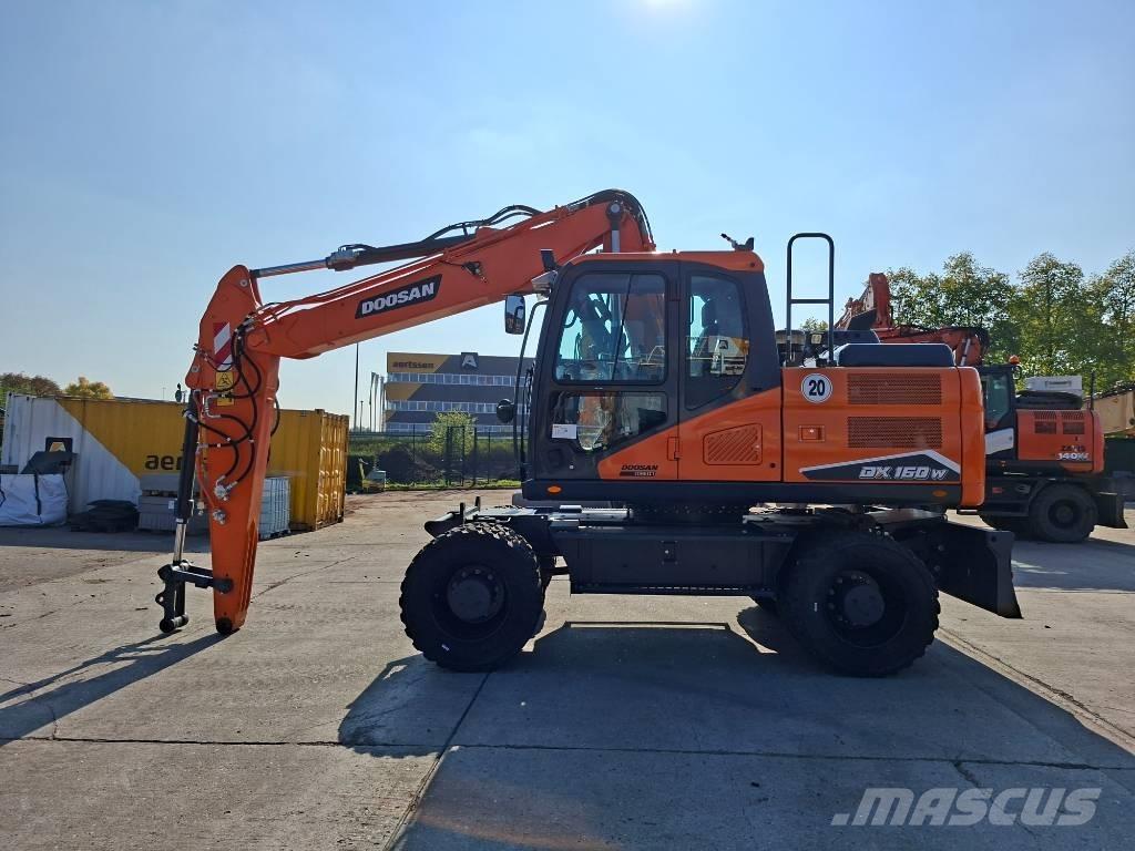 Doosan DX160W-7 旋轉式挖土機/掘鑿機/挖掘機