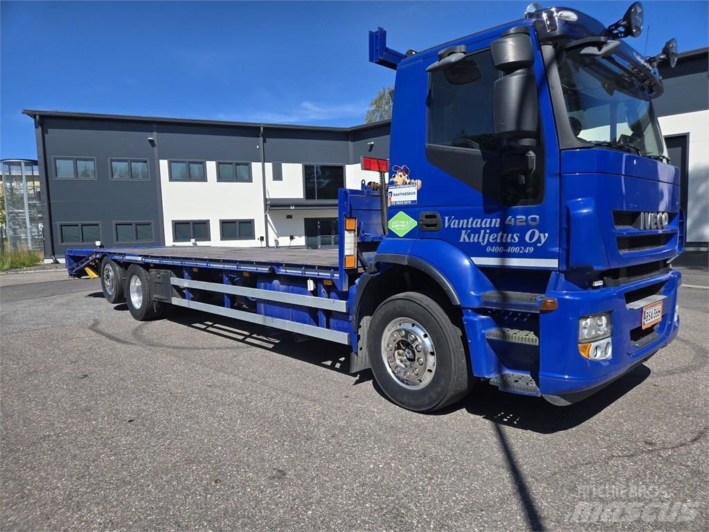 Iveco Stralis 26.420 平板式/側卸式卡車