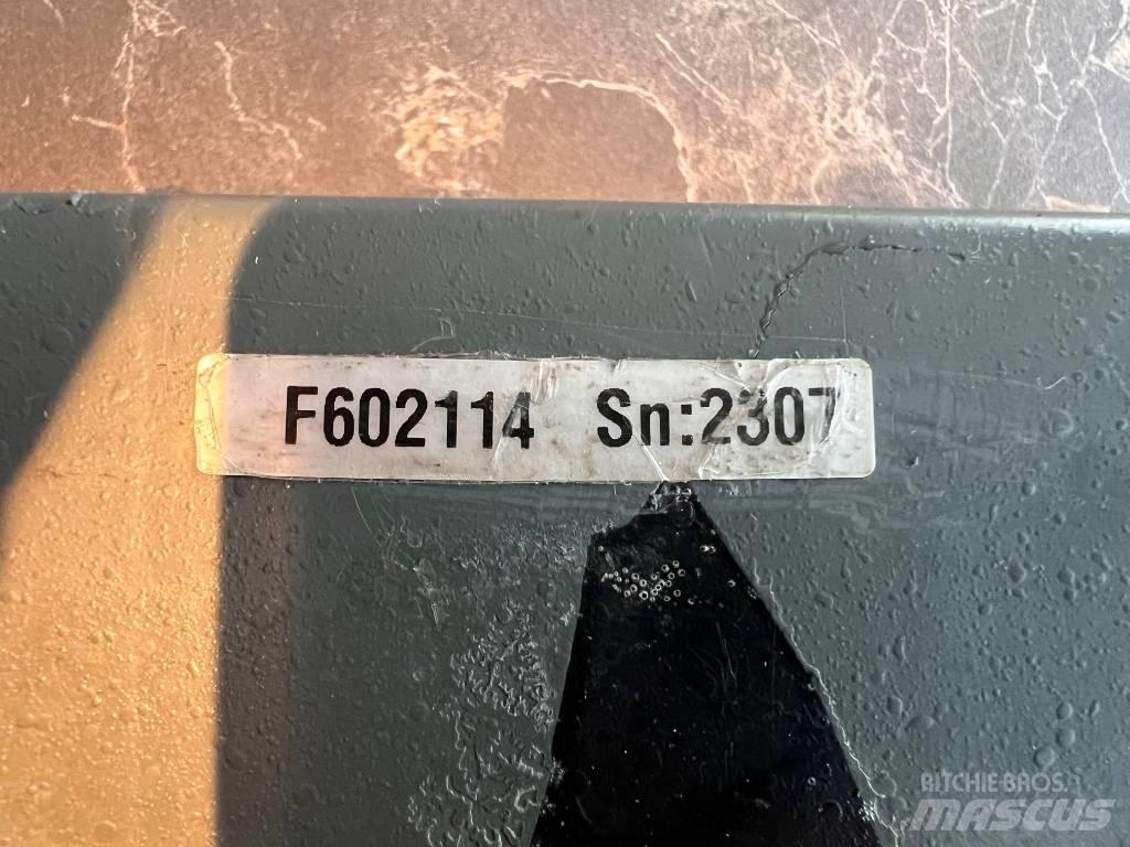 John Deere F602114 電子設備