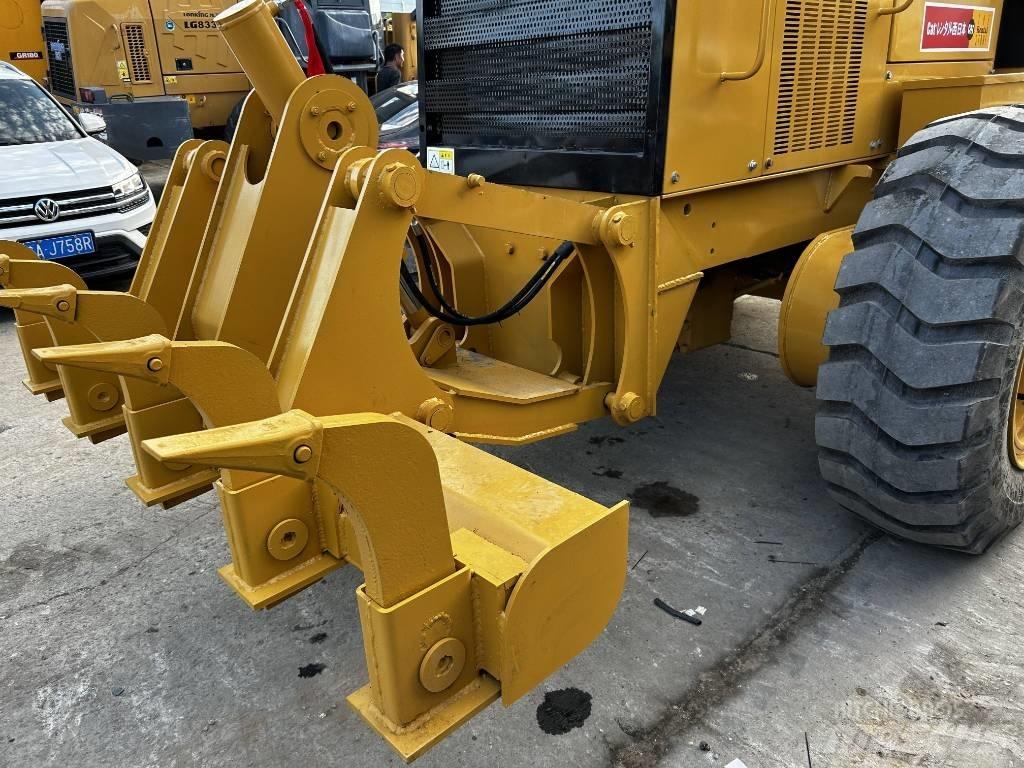 CAT 140H 平土機