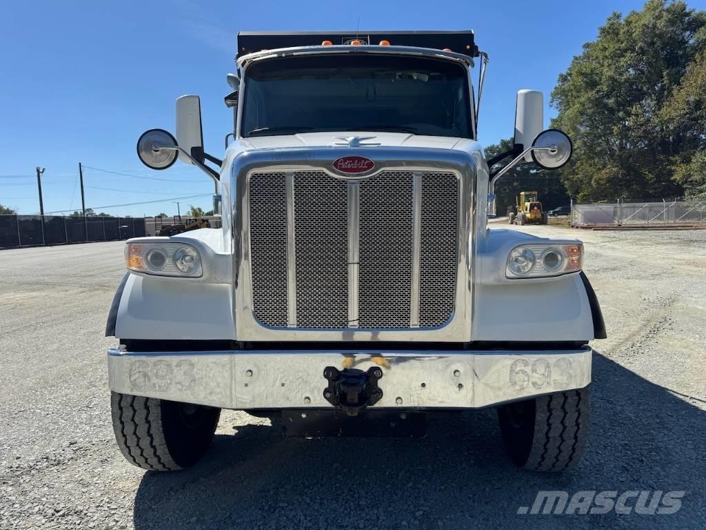 Peterbilt 567 傾卸式卡車