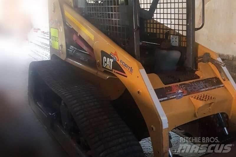 CAT Bobcat 其他貨車