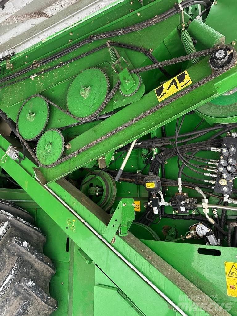 John Deere T550 聯合收穫機