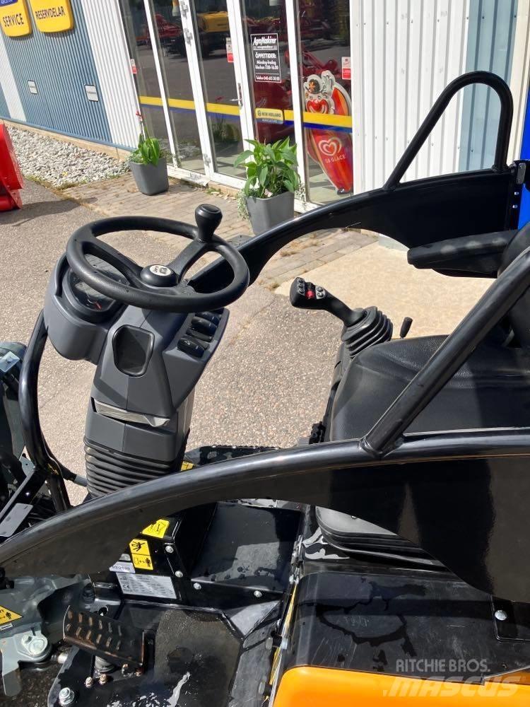  Demokörd GiANT 2200E 多功能裝載機