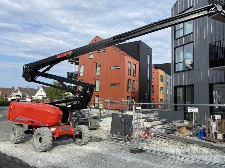 Manitou 200 ATJ E 伸縮臂操作車