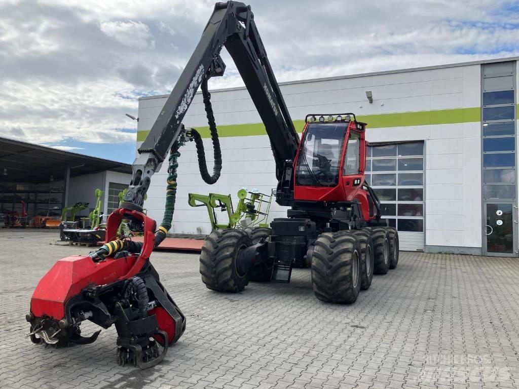 Komatsu 931 XC 收穫機