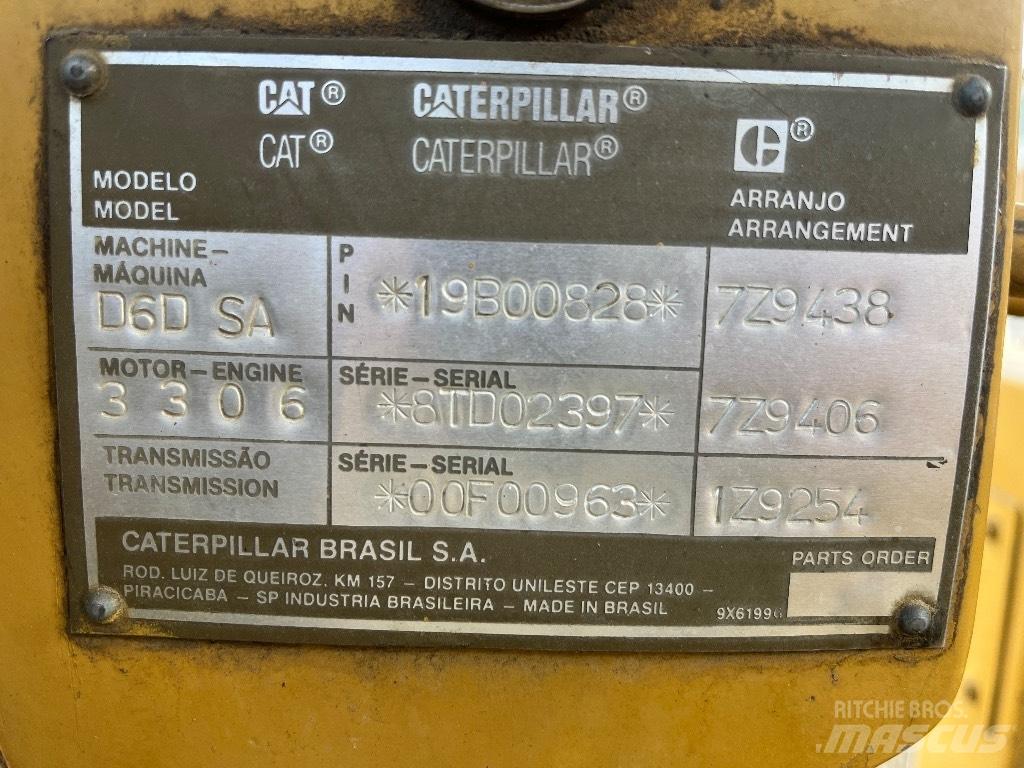 CAT D 6 曳引機