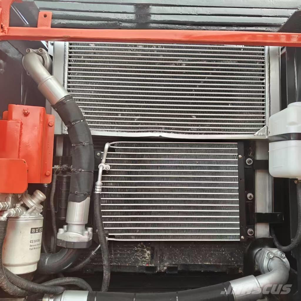 Doosan DX 225 LCA 履帶式 挖土機/掘鑿機/挖掘機