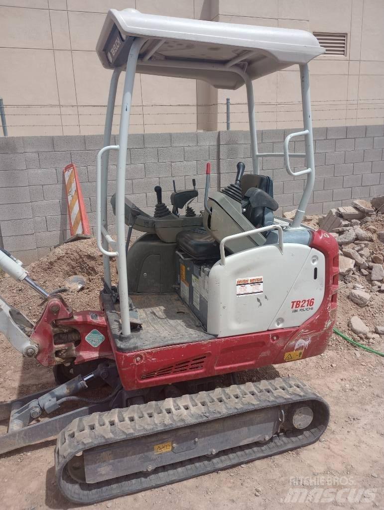Takeuchi TB216RA 鑽孔設備配件和備件