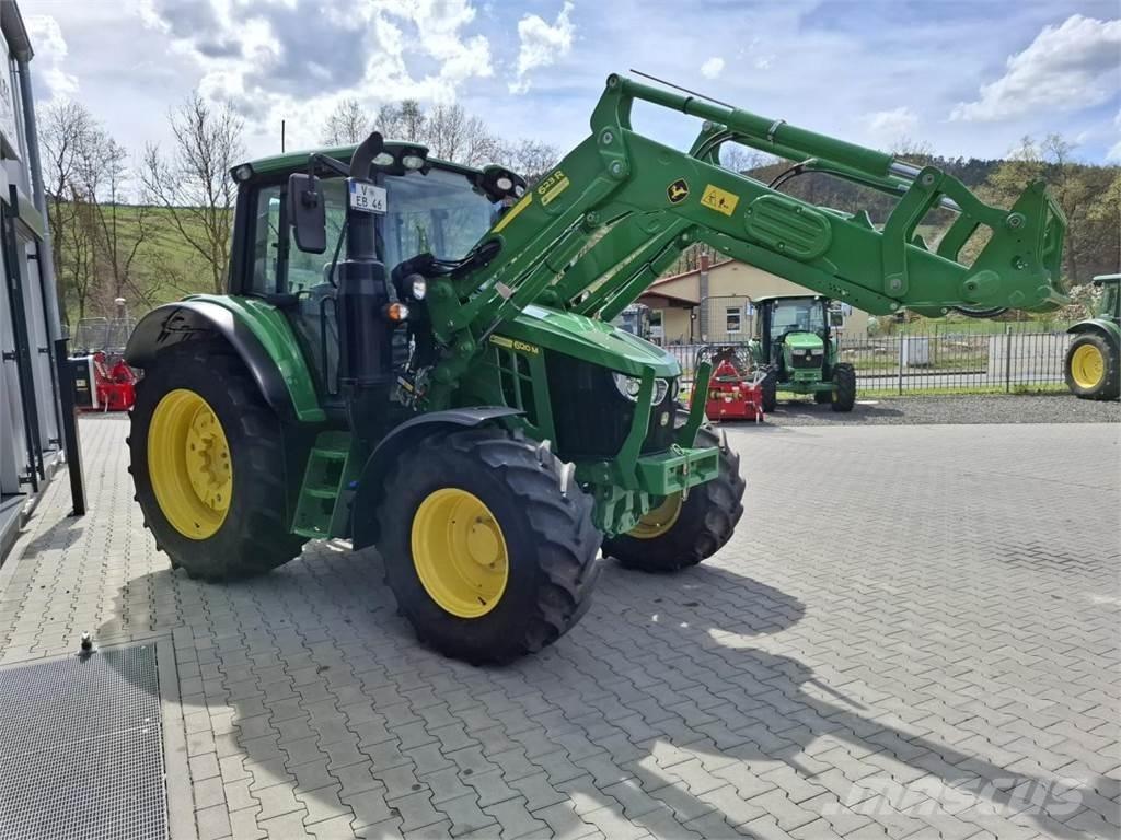 John Deere 6120M 曳引機