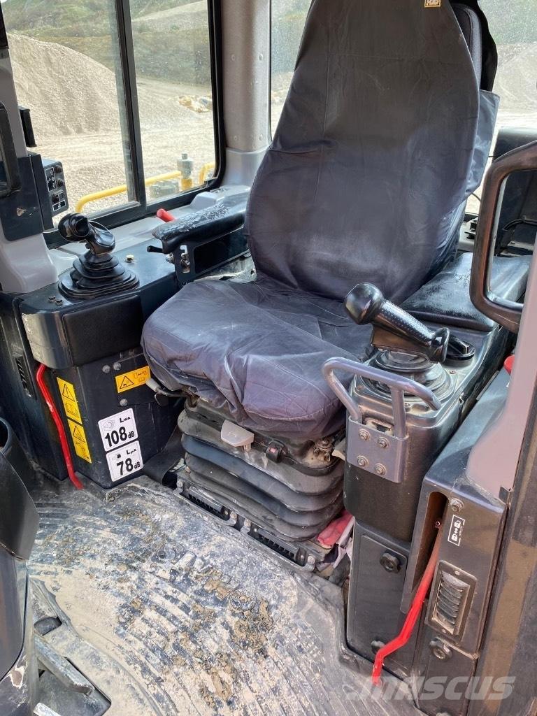 Komatsu DX65PXi-18 履帶推土機