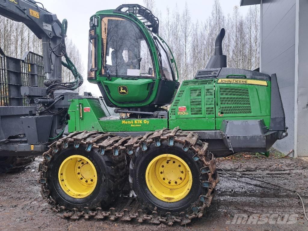 John Deere 1110 G 集運機