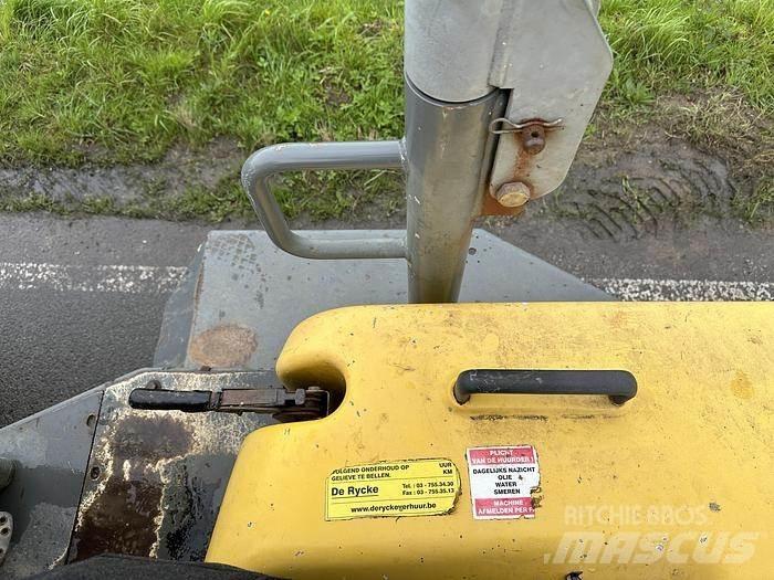 Neuson 6001 側卸礦車
