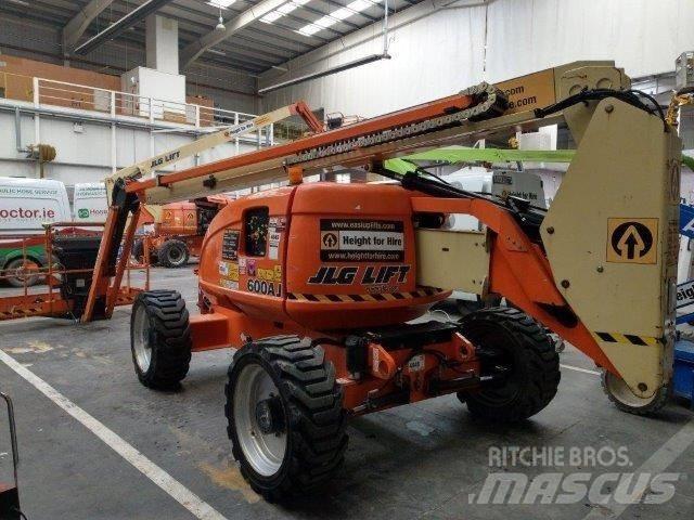 JLG 600AJ 曲臂高空作業車