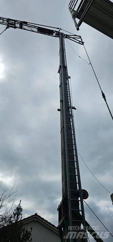 Terex Comedil CBR 32 塔式起重機