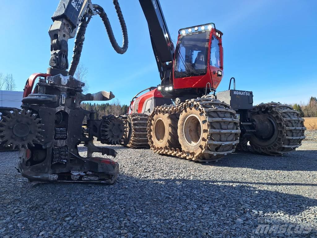 Komatsu 931 XC 收穫機