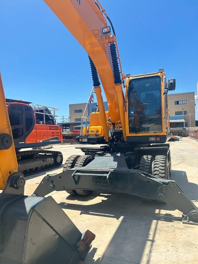Hyundai 210w-9 旋轉式挖土機/掘鑿機/挖掘機