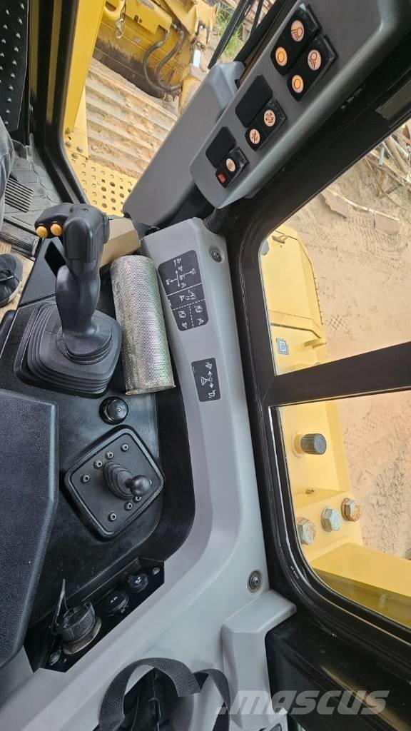 CAT D 6 T LGP 履帶推土機