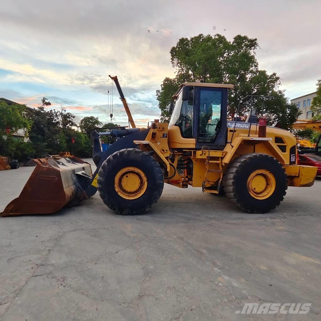Volvo L 120 E 輪胎式裝載機