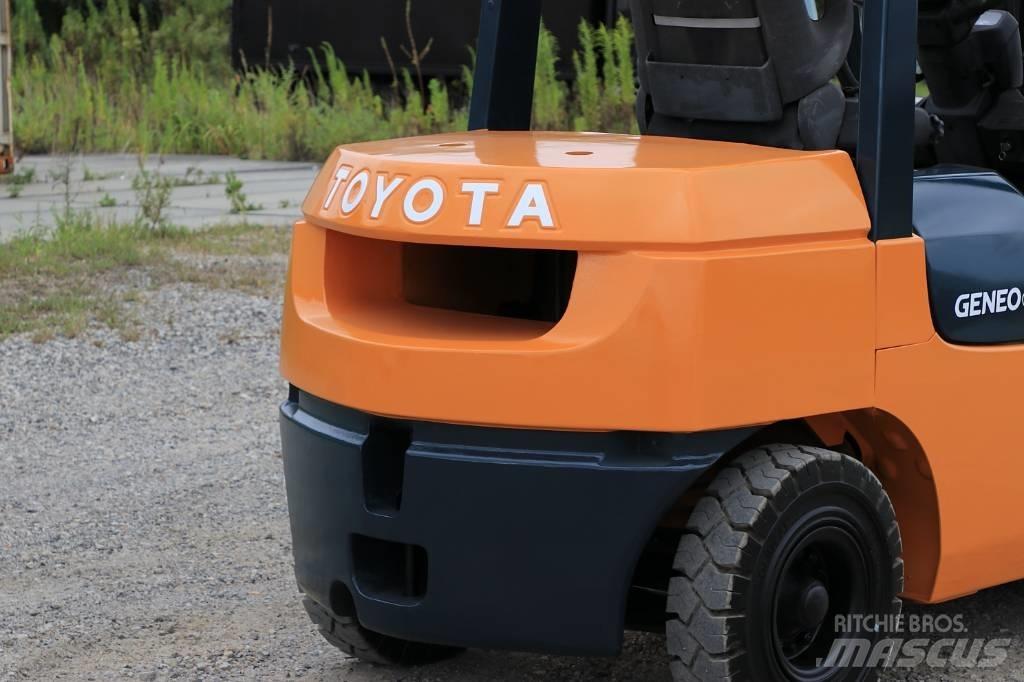 Toyota 7 FD 30 柴油卡車