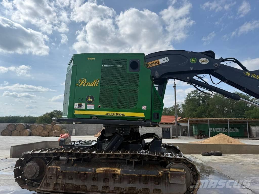 John Deere 859M 伐木歸堆機
