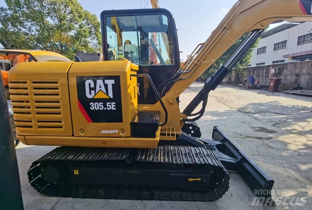 CAT 305.5 E 小型挖土機/掘鑿機<7t(小型挖掘機)