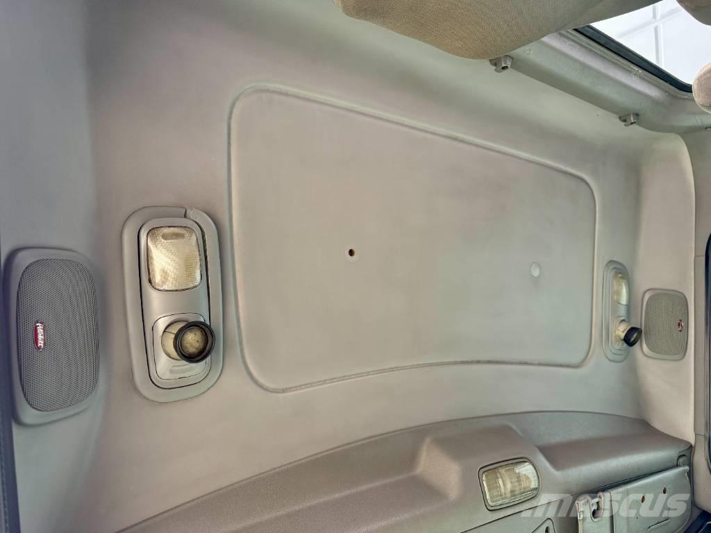 Peterbilt 388 曳引機組件