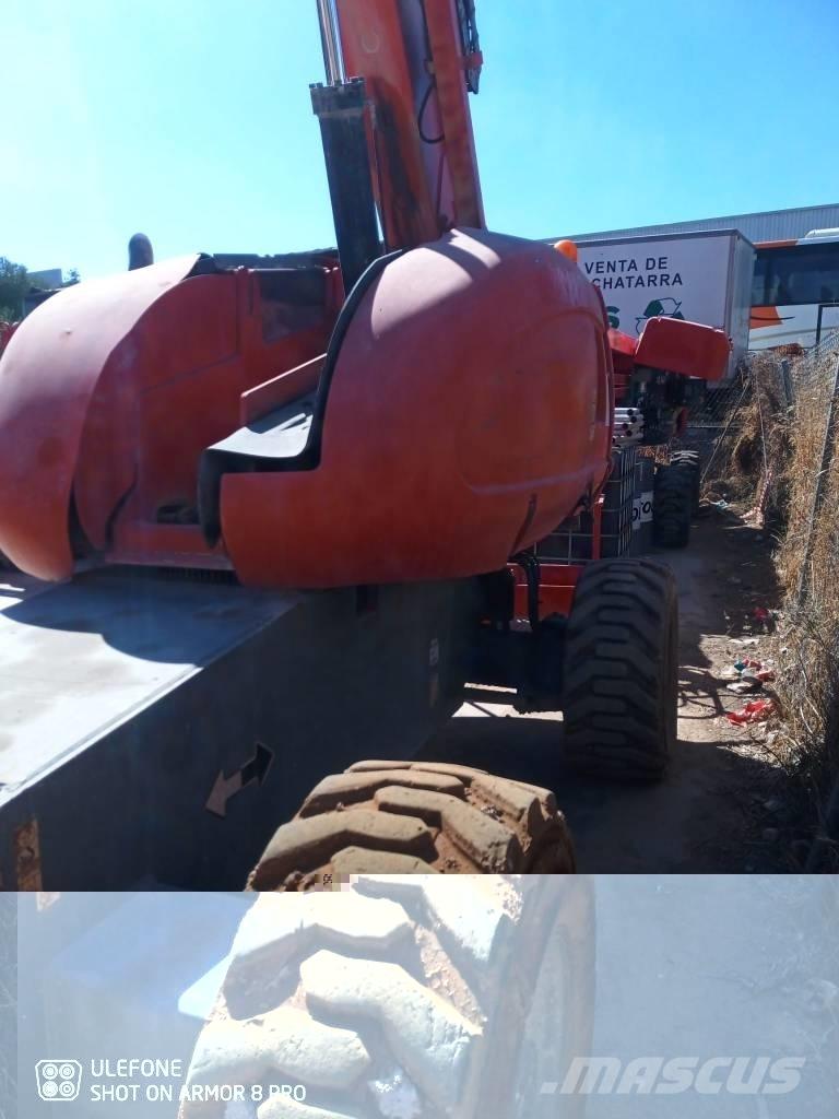 JLG 660 SJ 伸縮臂高空作業車