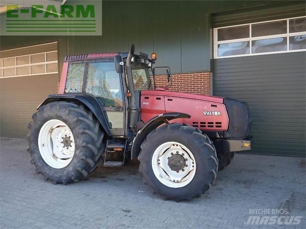 Valtra 8450 曳引機