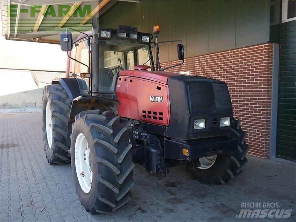 Valtra 8450 曳引機