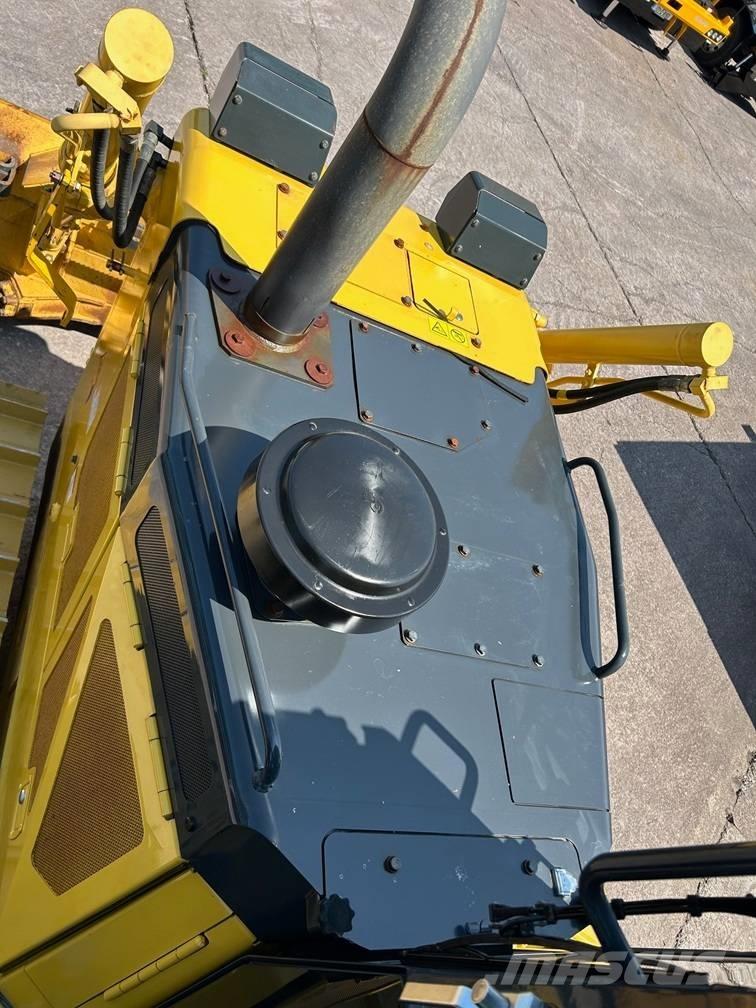 Komatsu D 65 PX-18 履帶推土機