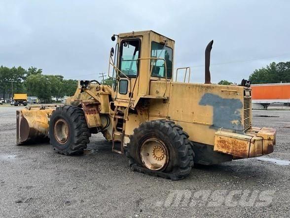 Komatsu WA 320-1 輪胎式裝載機