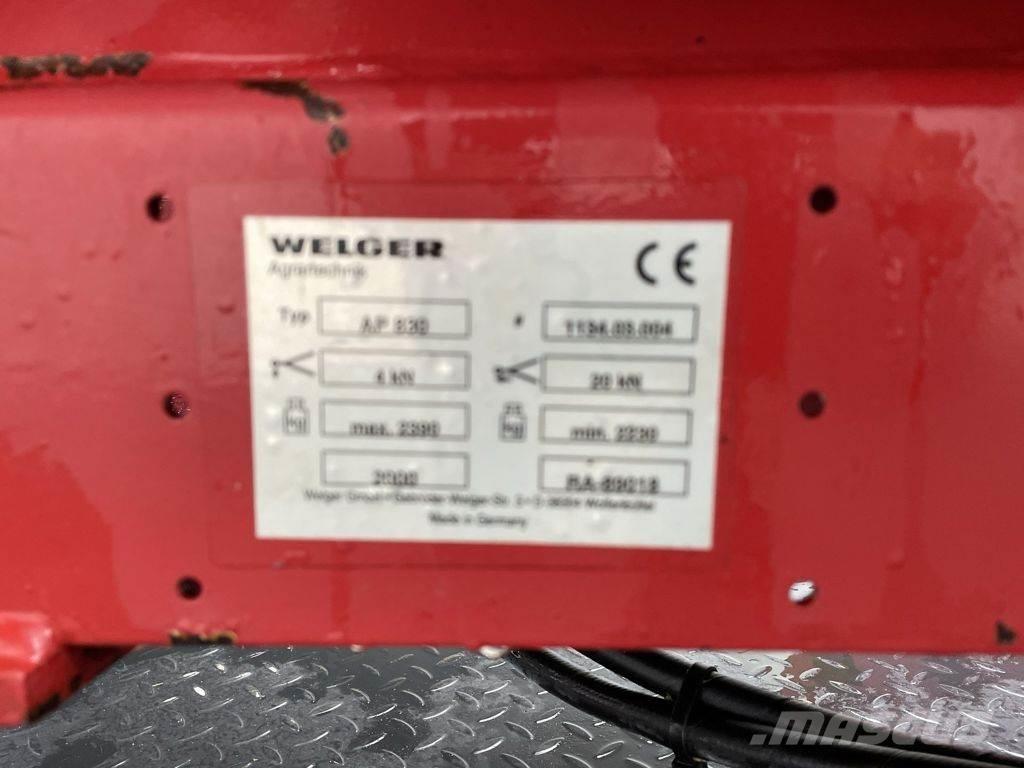 Welger AP 830 方形打捆機