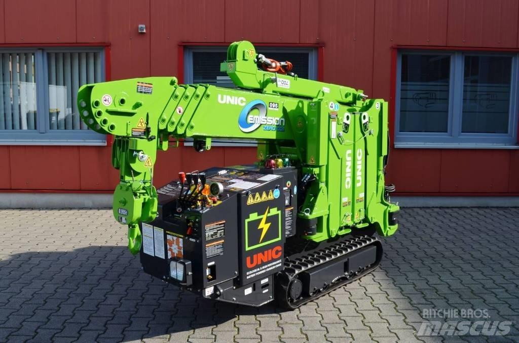 Unic ECO URW-095 小型起重機