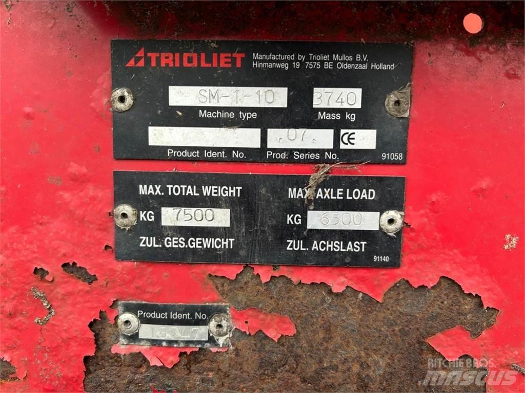 Trioliet 1-1000 混合餵料機