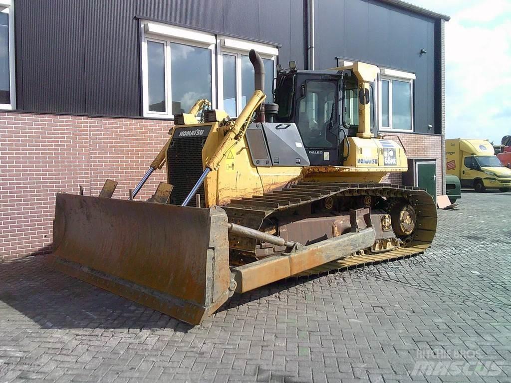 Komatsu D65PX-15 履帶推土機